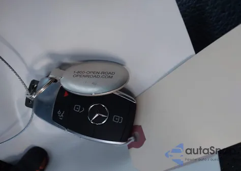 2019 Mercedes-Benz C 300 4Matic из США, поврежденный, VIN 55SWF8EB1KU289376